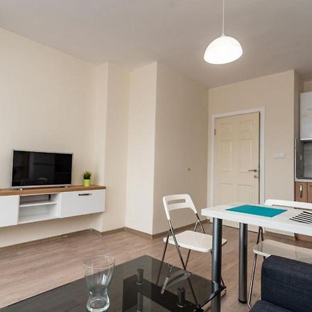 Apartment Galia In Burgas City Center Bagian luar foto