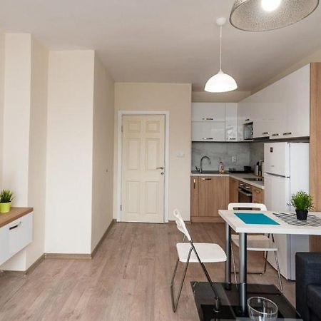 Apartment Galia In Burgas City Center Bagian luar foto