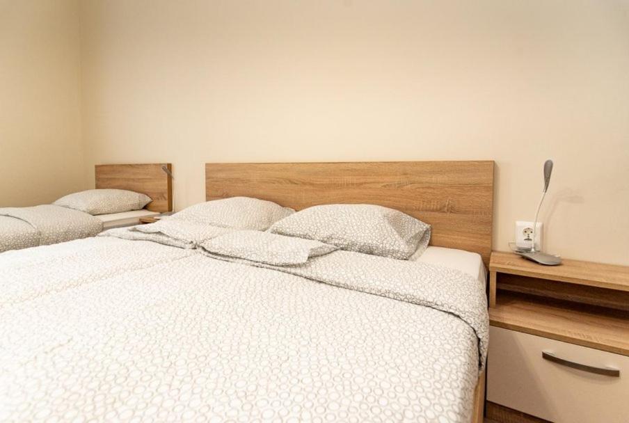 Apartment Galia In Burgas City Center Bagian luar foto